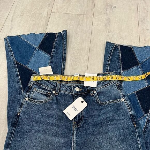 Forever 21 mid rise flare jeans size 27| - Picture 6 of 9